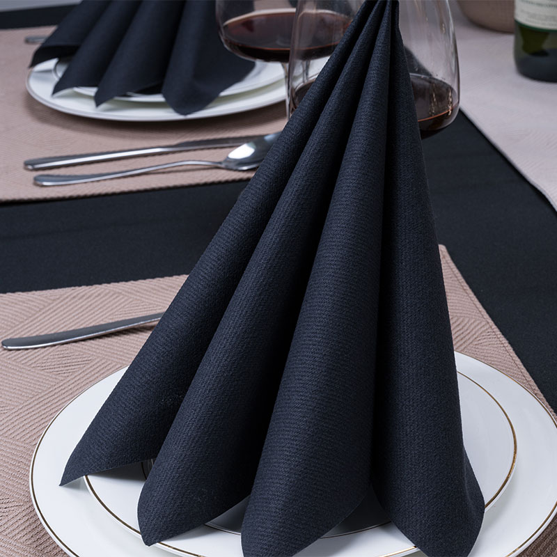 Czarne serwetki Airlaid o średniej i wysokiej chłonności: sekret wchłaniania wody