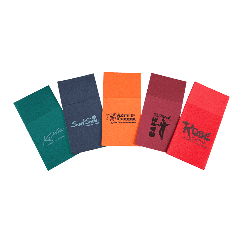 Jak funkcja kieszeni na sztućce podnosi wartość kolorowych serwetek Airlaid z kieszonką?