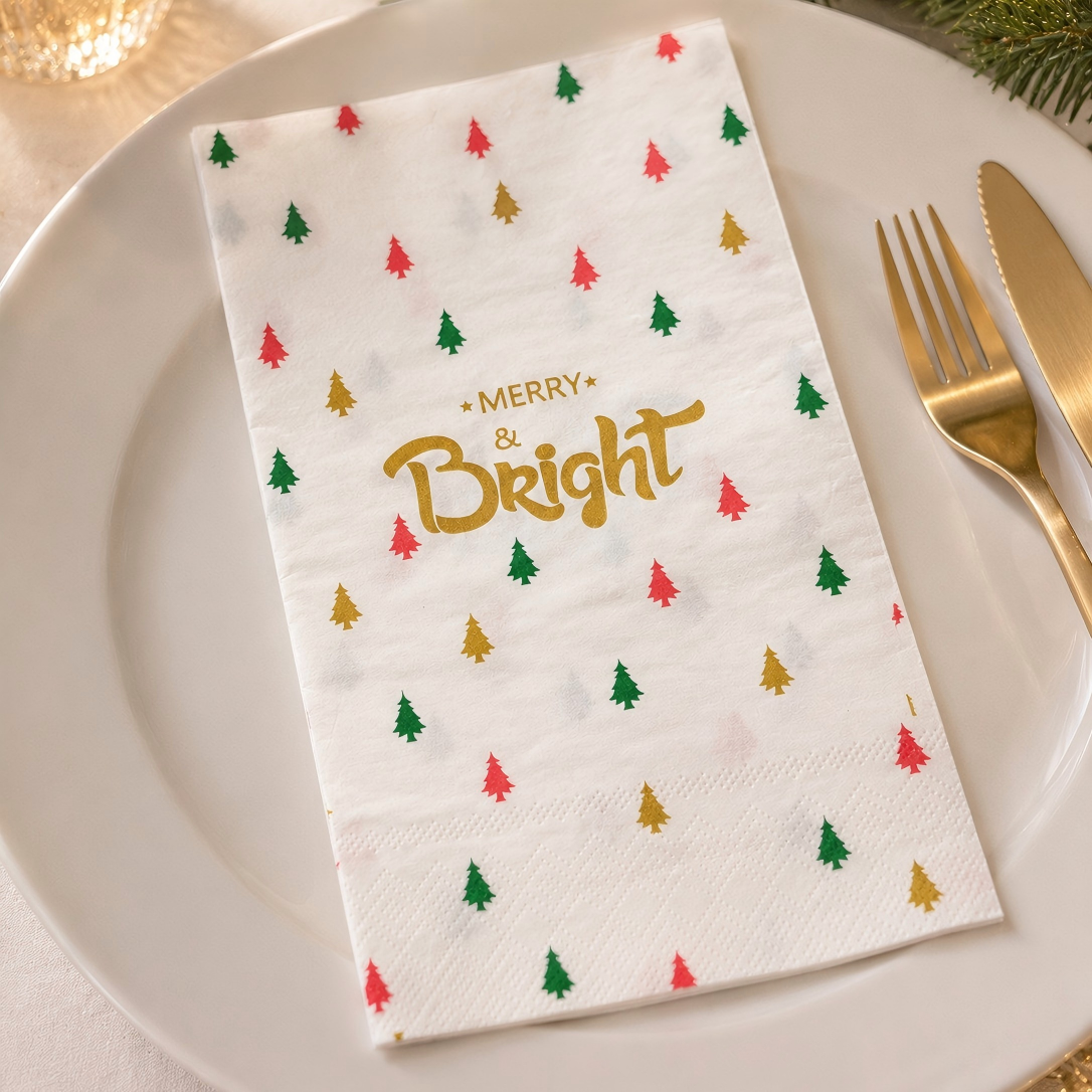 Jednorazowe serwetki obiadowe Merry & Bright Gold z nadrukiem na świąteczny stół